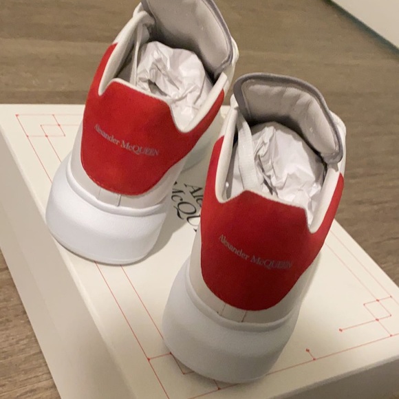 Shoes - Picture 2 of 4